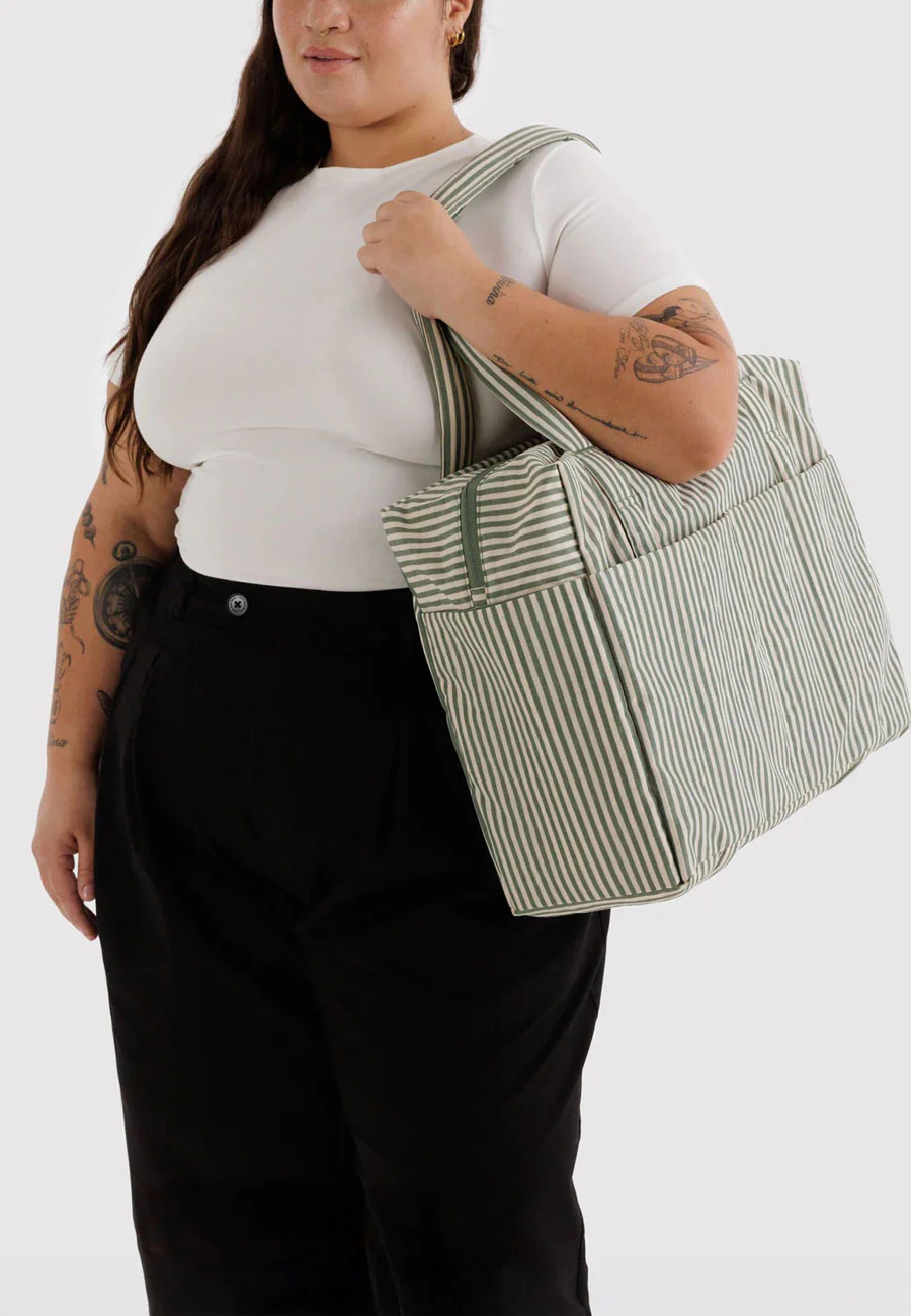 Baggu Cloud Carry-On Sage Stripe - Image 2