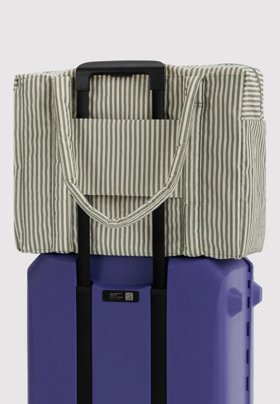 Baggu Cloud Carry-On Sage Stripe - Image 4