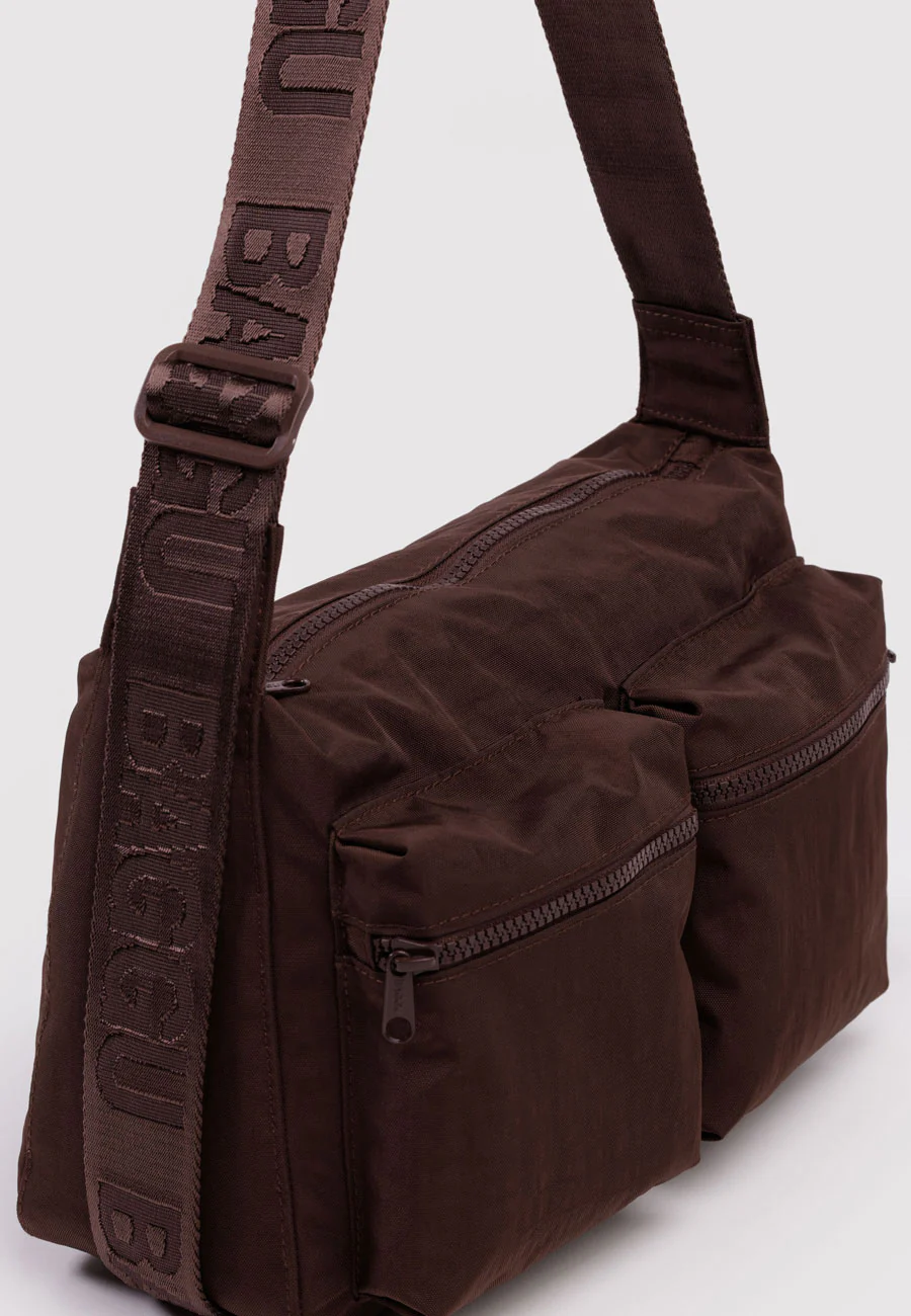 Baggu Medium Cargo Crossbody Coffee - Image 3