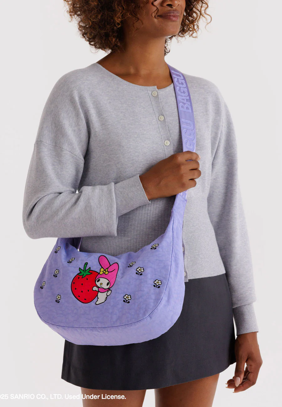 Baggu Medium Nylon Crescent Bag Embroidered My Melody Strawberry - Image 2