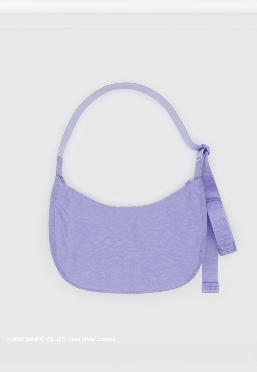 Baggu Medium Nylon Crescent Bag Embroidered My Melody Strawberry - Image 4