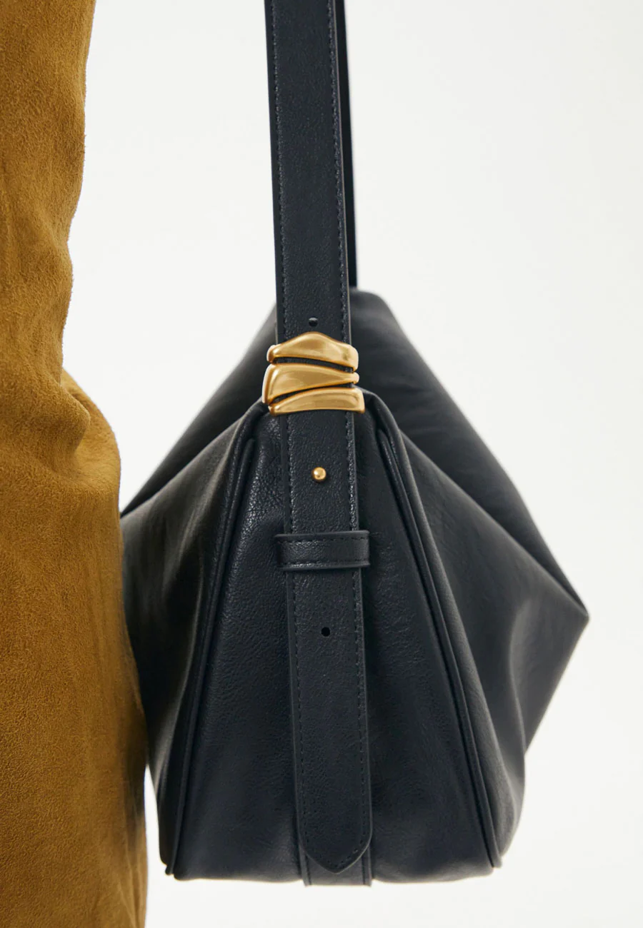 Brie Leon Organica Hobo Bag Black - Image 5