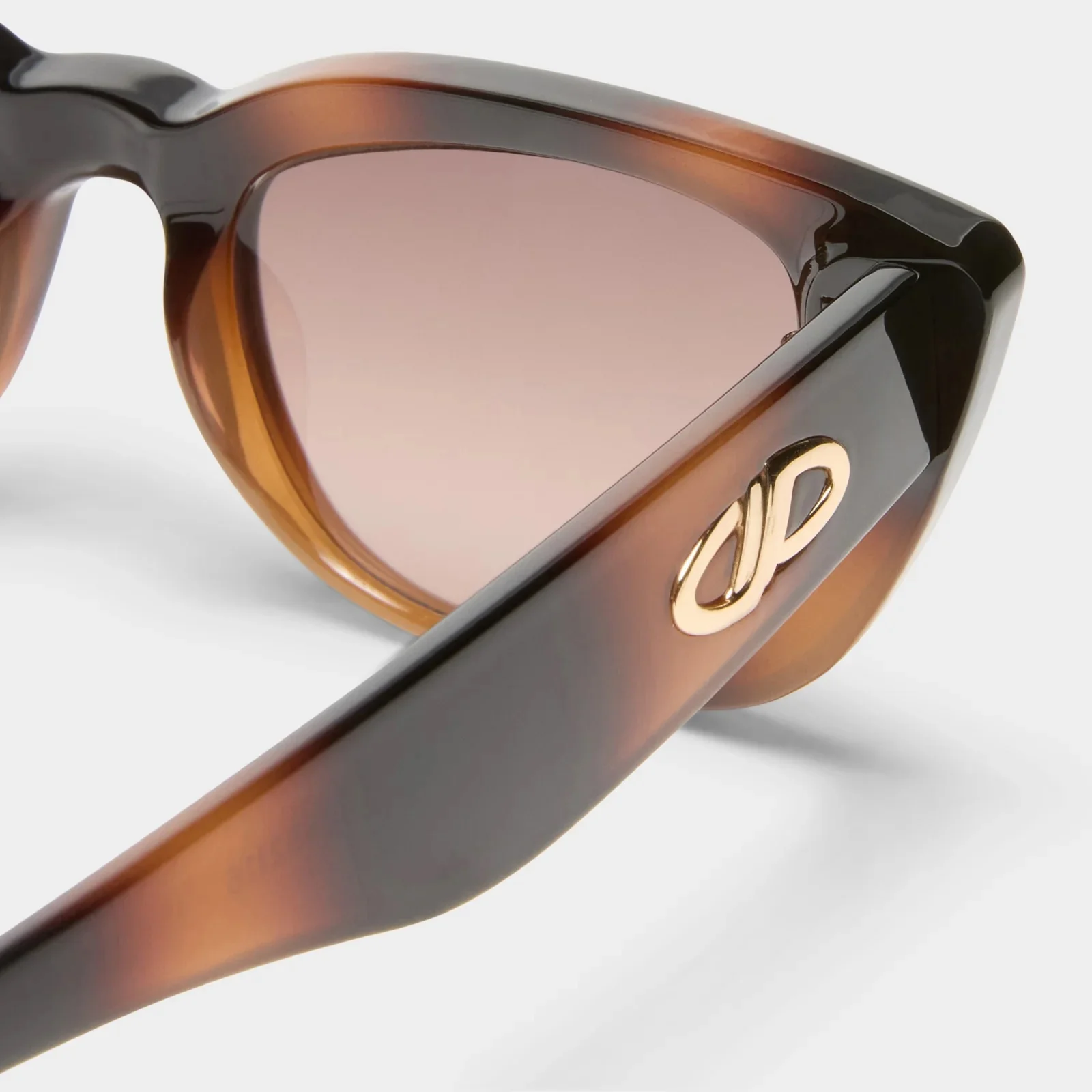Le Specs Dream Lover Dark Tort - Image 5