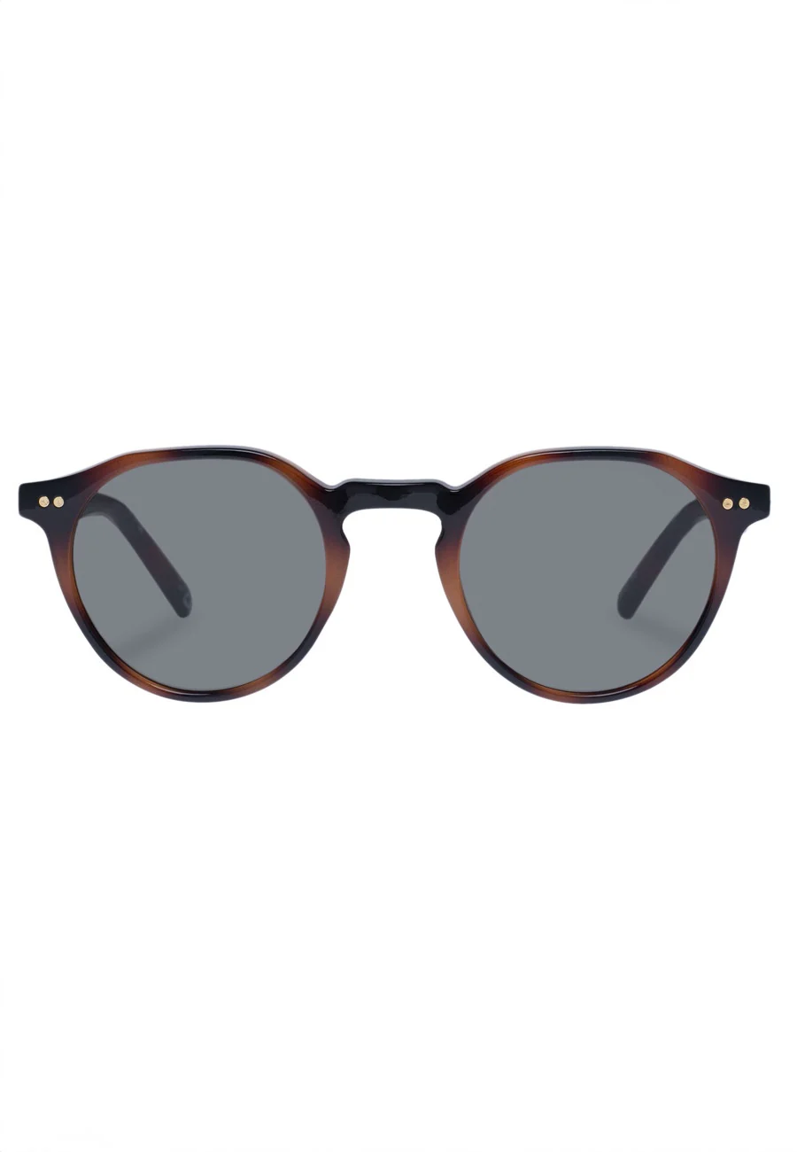 Le Specs Galavant Tort