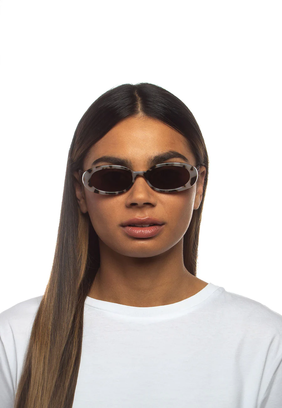 Le Specs Outta Love Cookie Tort - Image 2