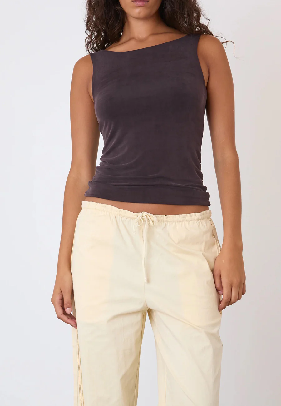 Peachy Den Kylie Vest Cupro Chocolate